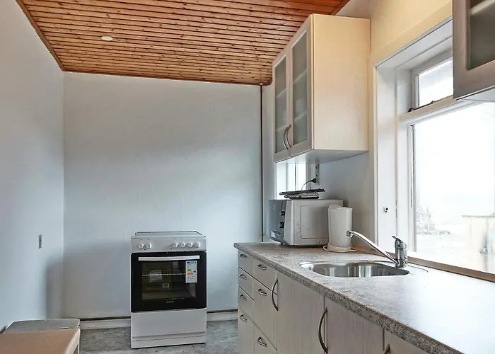 8 Person In Semesterbostad Hasle